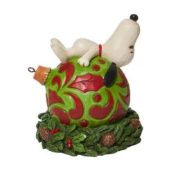 Peanuts By Jim Shore - Snoopy Laying On A Ornament - Hanging Around 8 Peanuts By Jim Shore - Snoopy Laying On A Ornament - Hanging Around -Disney 6008959 2