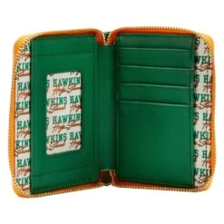 Loungefly Stranger Things - Hawkins High Wallet 10 Loungefly Stranger Things - Hawkins High Wallet -Disney LOUNFXWA0021 3