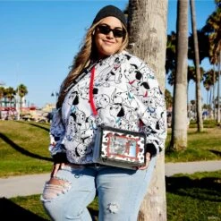 Loungefly Disney 101 Dalmatians - Book Convertible Crossbody Bag -Disney LOUWDTB2651 7