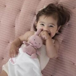 Miffy Ribbed - Miffy Cuddle Blanket Pink -Disney MF614 4