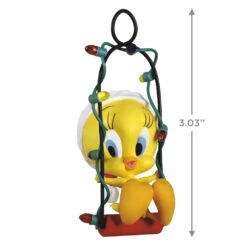 2022 Hallmark Keepsake Ornament - Looney Tunes Tweety Season's Gweetings -Disney QXI7076 3