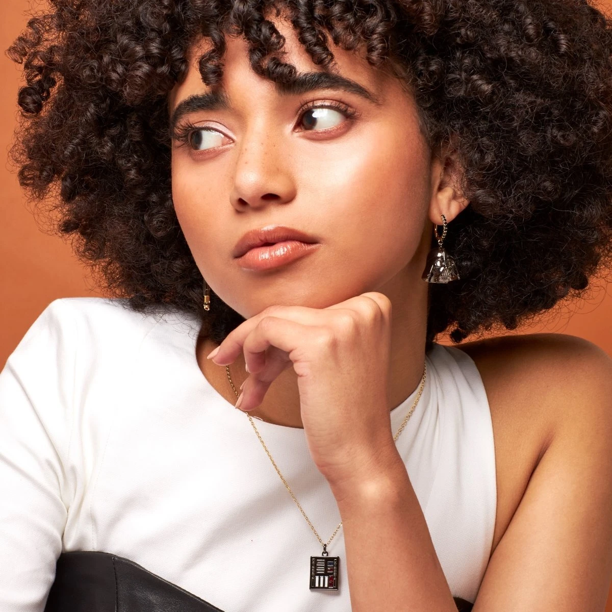 Disney Couture Kingdom - Star Wars - Darth Vader Lightsaber Drop Earrings Yellow Gold And Gunmetal Plated 4 Disney Couture Kingdom - Star Wars - Darth Vader Lightsaber Drop Earrings Yellow Gold And Gunmetal Plated - Image 2