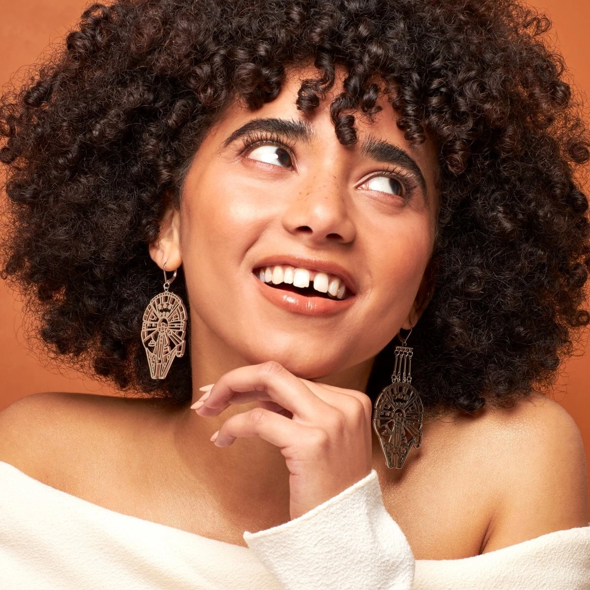 Disney Couture Kingdom - Star Wars - Millennium Falcon Drop Earrings Yellow Gold 4 Disney Couture Kingdom - Star Wars - Millennium Falcon Drop Earrings Yellow Gold - Image 2